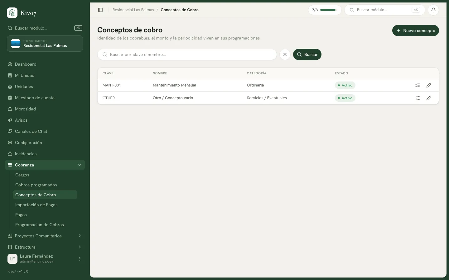 Pantalla de Conceptos de cobro de Kivo7, con la tabla de conceptos mostrando clave, nombre, categoría y estado.